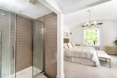 Second Bedroom Suite