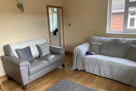 Lounge 2