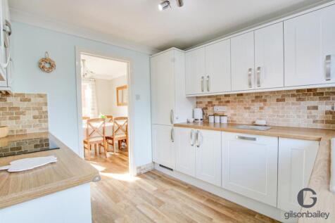25 Pym Close Kitchen