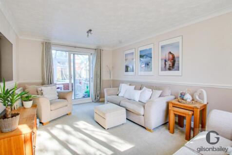 25 Pym Close Lounge 