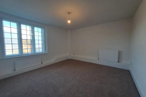 Bedroom 3 (2)