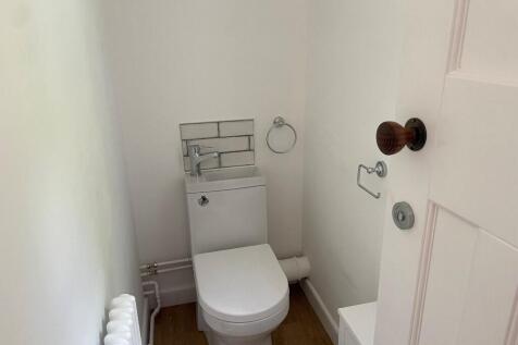 Cloakroom WC