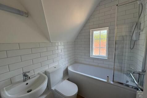 1st Floor bathroom