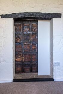 Feature Door