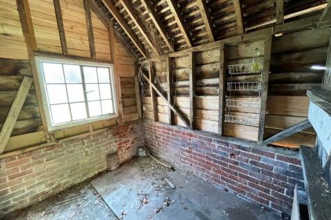 Outbuilding 
