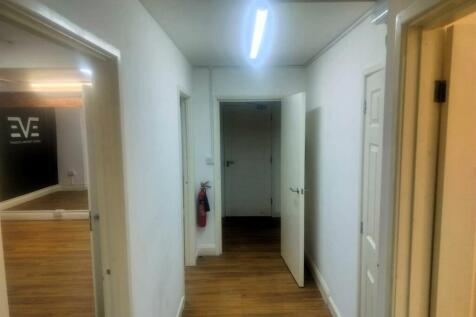 Hallway.jpg