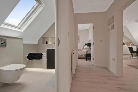 Hallway 1.jpg