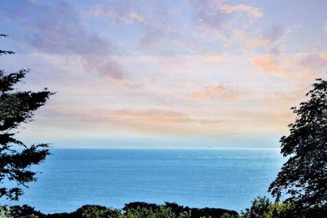 Sea View***