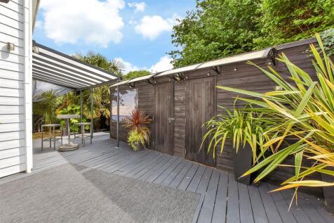 Garden***