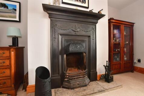 Internal Feature