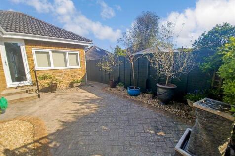Patio Garden*