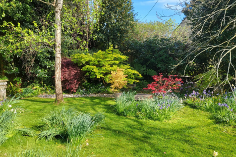 Garden*
