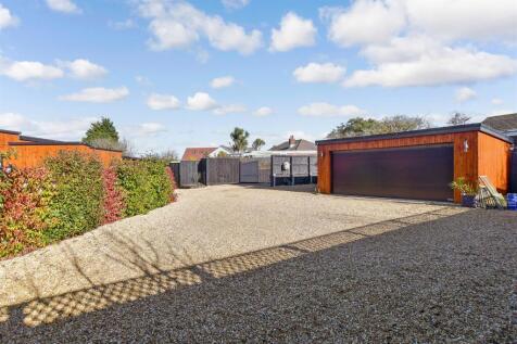 Driveway/Parking