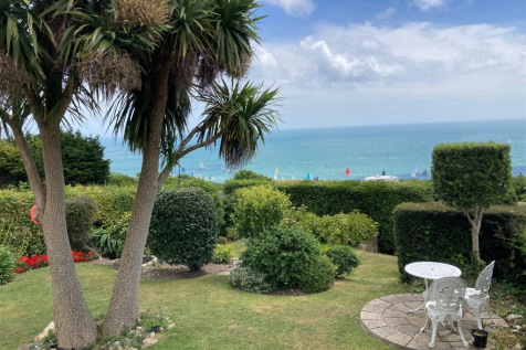 Garden &amp; Sailing View*