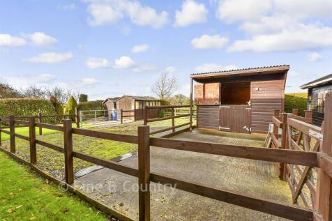 Workshop/Outbuildings