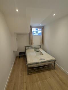 Bed 2.1