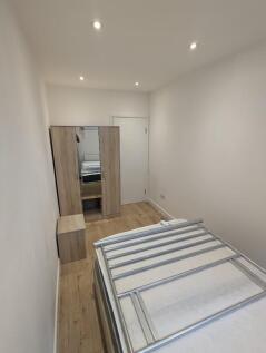 Bed 3.2