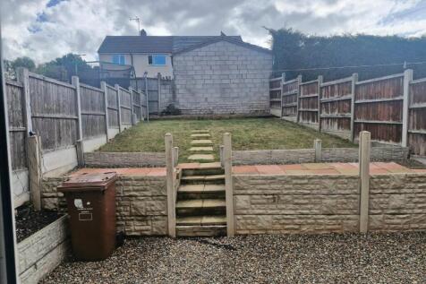 114 coppice garden .jpg