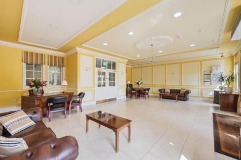 kensington inside 2.jpg