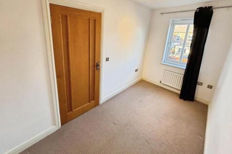 7c0bf1e6-Bed 202.jpg