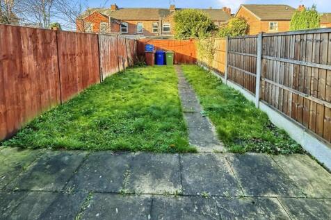 bdc0fc62-Rear 20garden.jpg