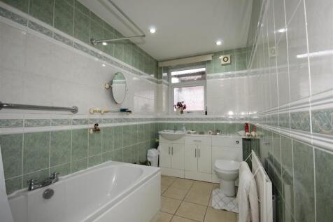 Family Bathoom