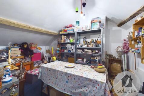 Loft Room 2