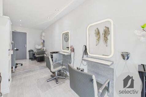 Salon / Home Working