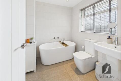 Upstairs Bathroom