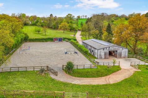 Barn &amp; Outdoor Arena