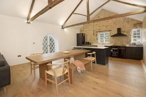 TheCoachHouse202311148372.jpg