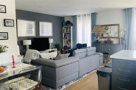 Sitting room.jpg