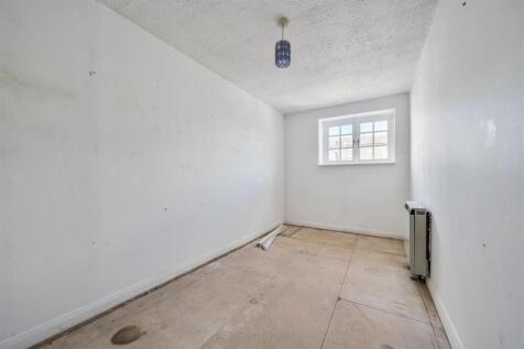 Flat Bedroom 1.jpg