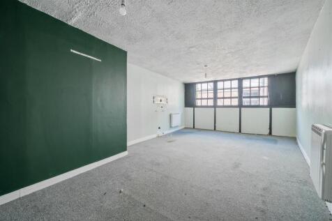Flat Bedroom 3.jpg