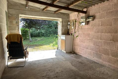 garage.jpg