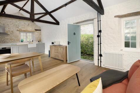 TheDollsHouse20231114813113.JPG
