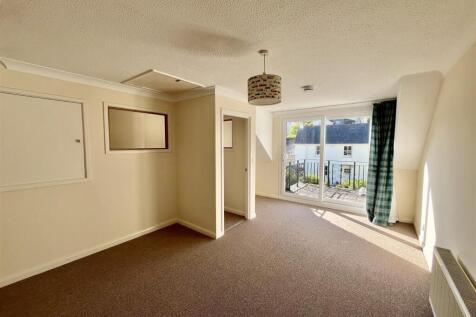 Living Room/Loft Room
