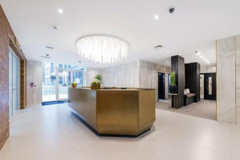 Foyer.jpg