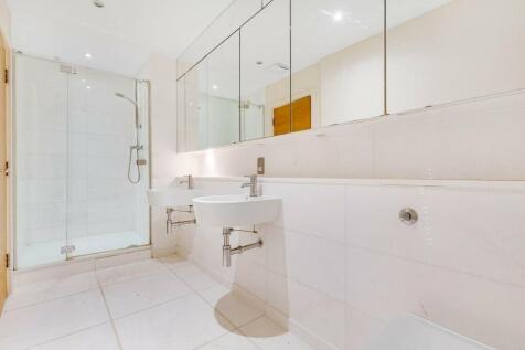 bathroom (2).jpg