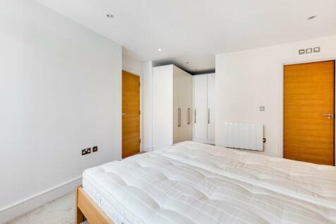 bedroom (3).jpg