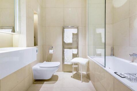Bathroom.jpg