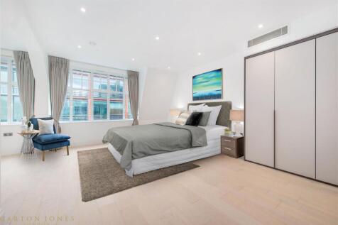 Bedroom (1).jpg