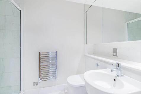 Shower room.jpg