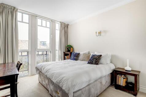 Bedroom.JPG