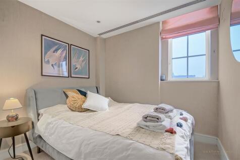 Bedroom.jpg