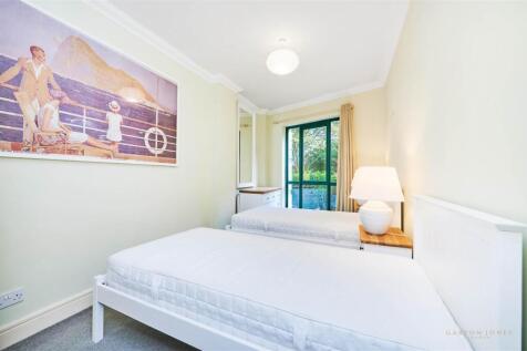 bedroom.jpg