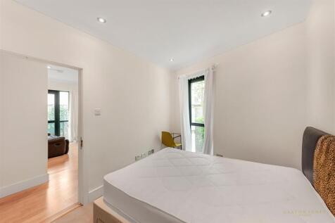 Bedroom.jpg