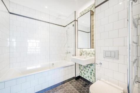 Bathroom.jpg