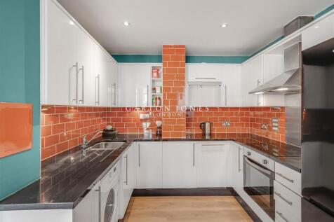 Kitchen.JPG