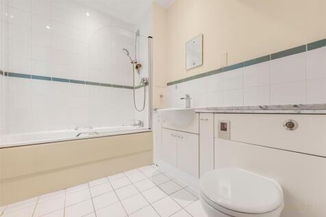 Bathroom.jpg